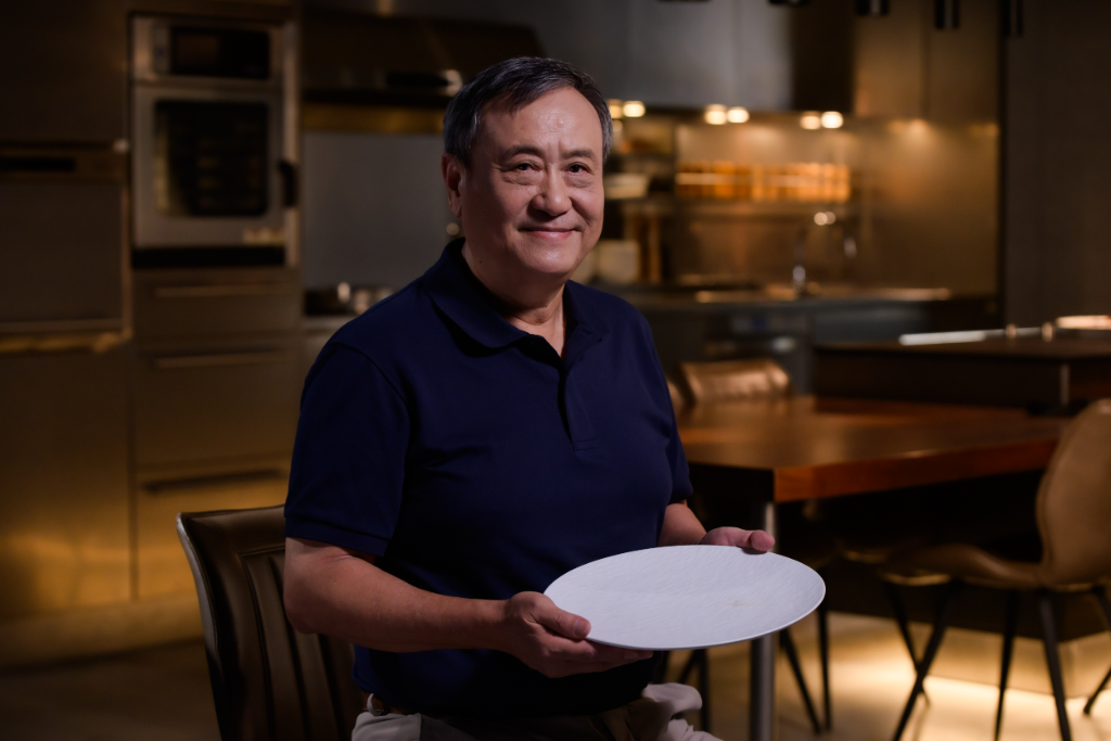 從片場到廚房！導演李崗改監製醬鴨、蹄膀　笑稱：鴨皮破了就不賣