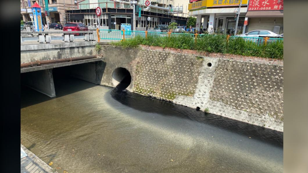 洗車場慘了！污泥廢水排進梅川　中市環保局重罰逾50萬
