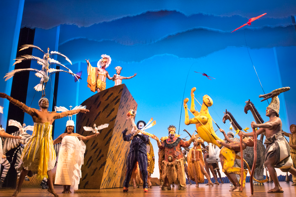 百老匯音樂劇《獅子王》重磅登台！破百人團隊進駐台北小巨蛋　後台搶先看
