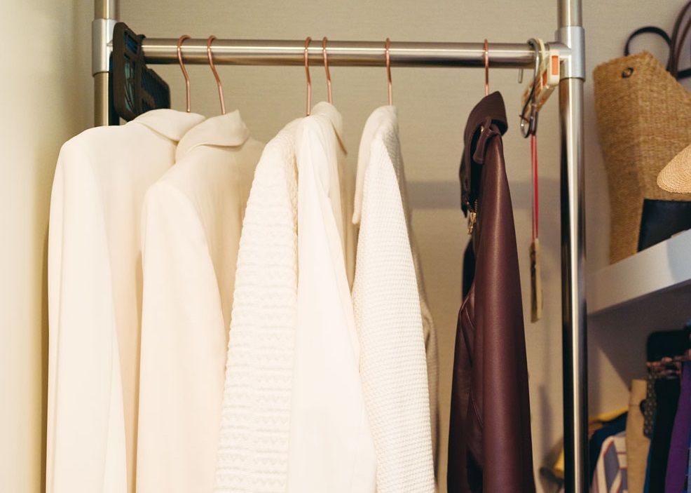 1天只要5分鐘！完美執行「衣服收納法」：針對鮮少出場的西裝外套、大衣
