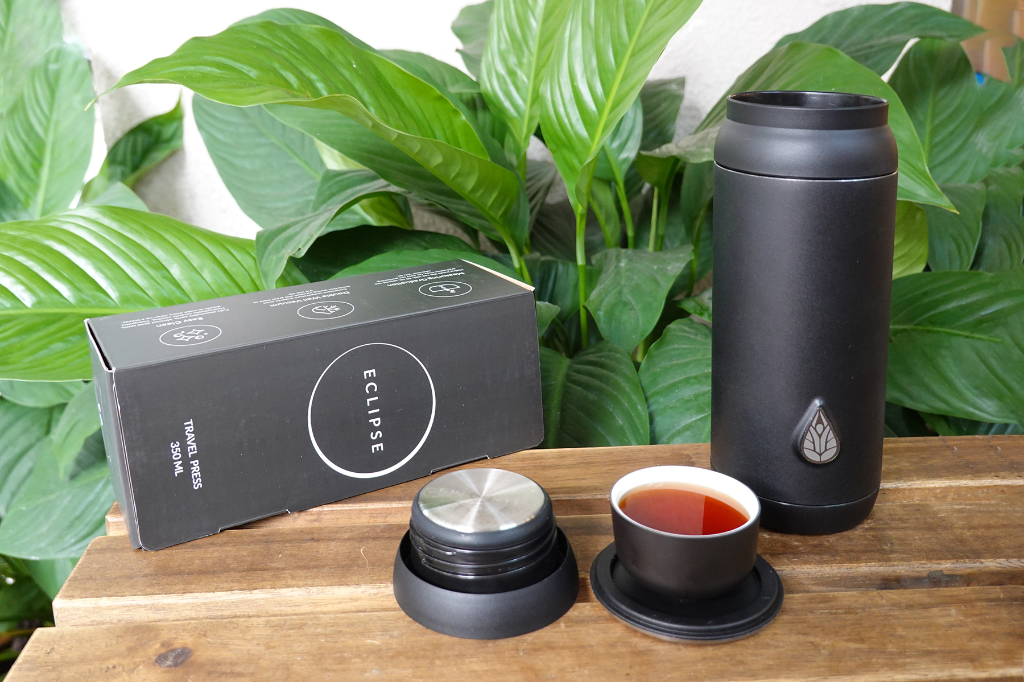 泡茶隨行杯推薦-ECLIPSE隨行濾茶壺，可隨時隨地泡好茶的隨行泡茶組，耐用時尚雙層真空隔溫的保溫保冷隨行茶具