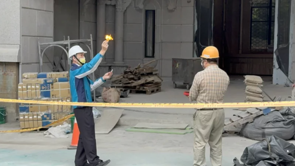 中捷遭砸釀1死10傷 興富發工地大門疑風水師作法