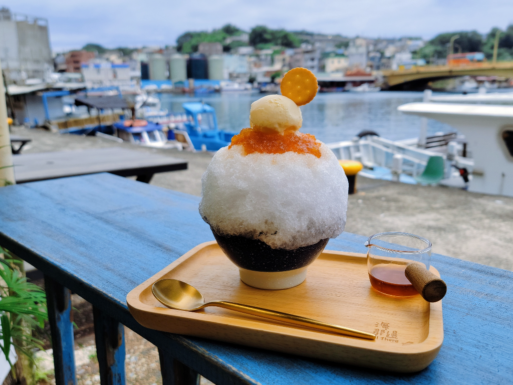 基隆美食｜彩虹屋畔看海吃冰、賞夕陽　浪漫又CHILL的夏日療癒食光