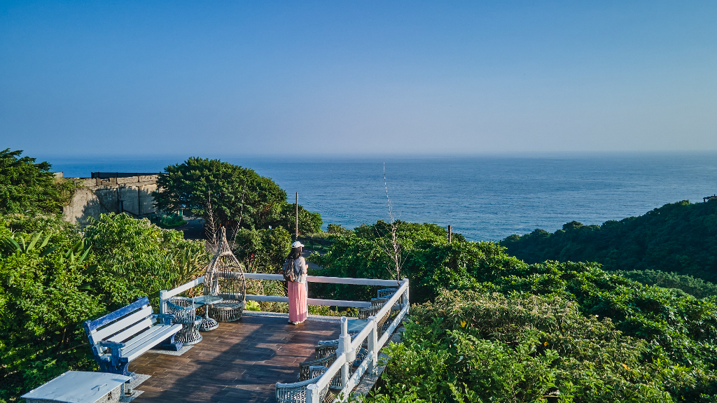 新北旅宿｜水湳洞坐山望海祕境民宿　遠離塵囂清幽美景盡收眼底