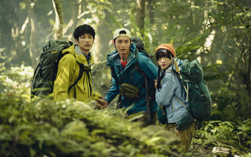 《黃衣小飛俠》山中神秘儀式突變調！袁澧林「中邪」頭撞牆破百次　劉以豪：我也想玩
