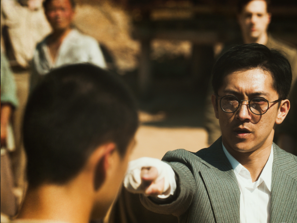 施名帥學廈門話近乎潔癖！《聽海湧》導演曝演員「語言學習」甘苦談：只為不出戲