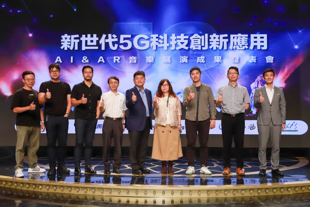 張惠妹跨年演唱會「AI遙控」驚豔全場　5G科技照亮演唱會新紀元