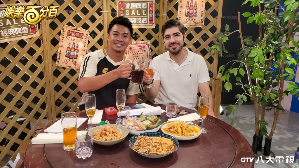 土耳其人超愛吃甜!?主持人吃糖果「一口氣嗑六盤」　奶奶喊：台灣鳳梨酥沒味道