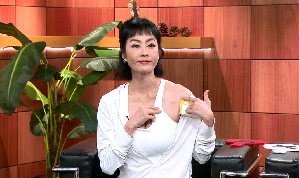 50歲唐玲抗癌5年燒500萬！「拔除人工血管」重獲新生　醫揭胃癌根源