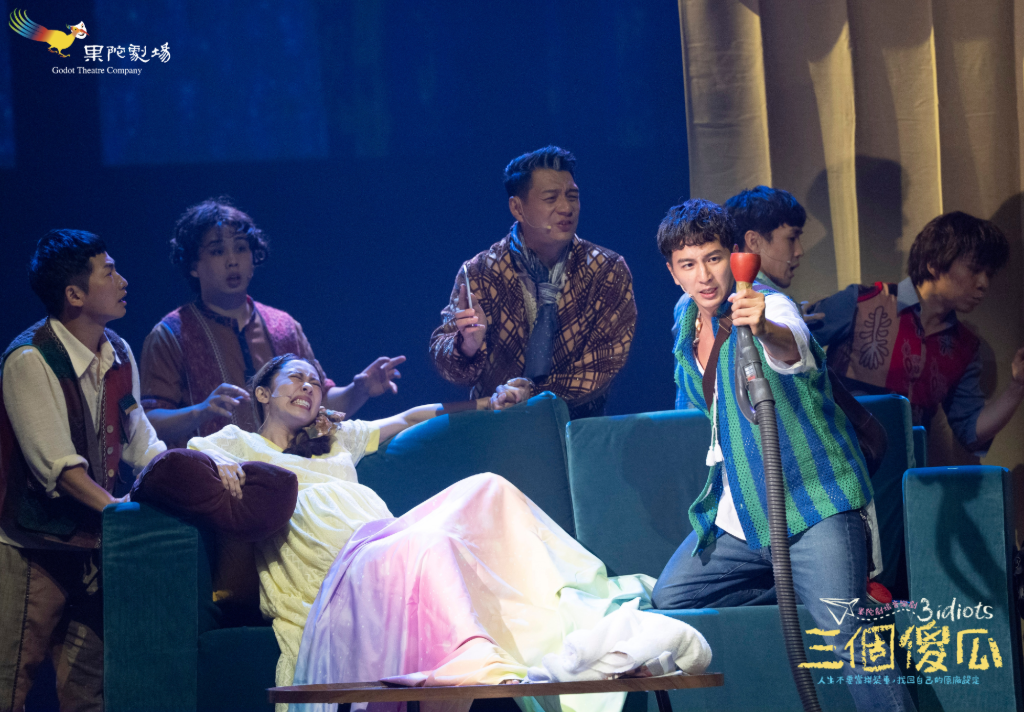 女星巧扮孕婦！「拉梅茲呼吸法」入歌：吸吐口訣助生產