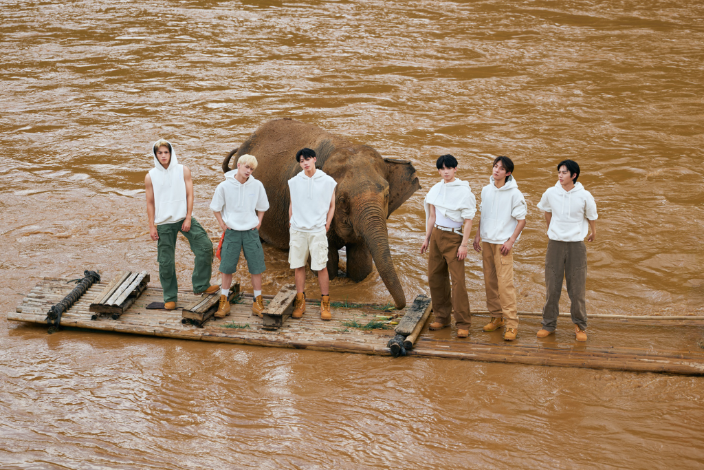 Ozone寫真書清邁取景！與大象同框渡河　重現《少年Pi》名場面