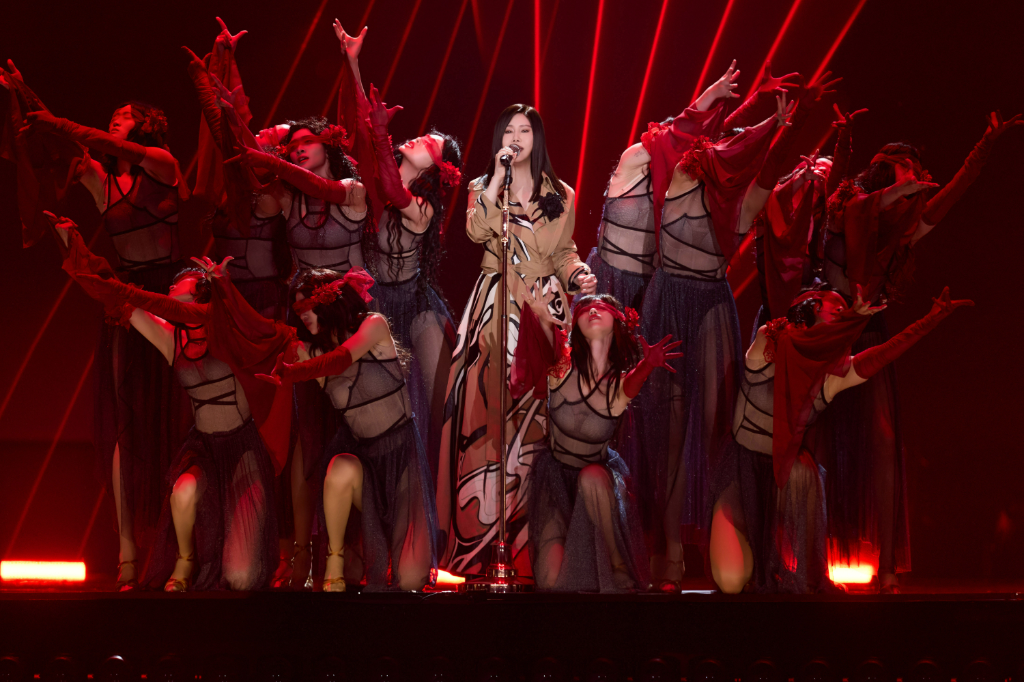 江蕙高雄最終場感性收官！化身「美食地圖」導遊　不忘喊話粉絲重視健康