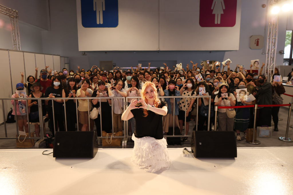 山根綾乃漫博見面會人氣爆棚！笑談BL《探索者系列》：秋仁太容易被綁走