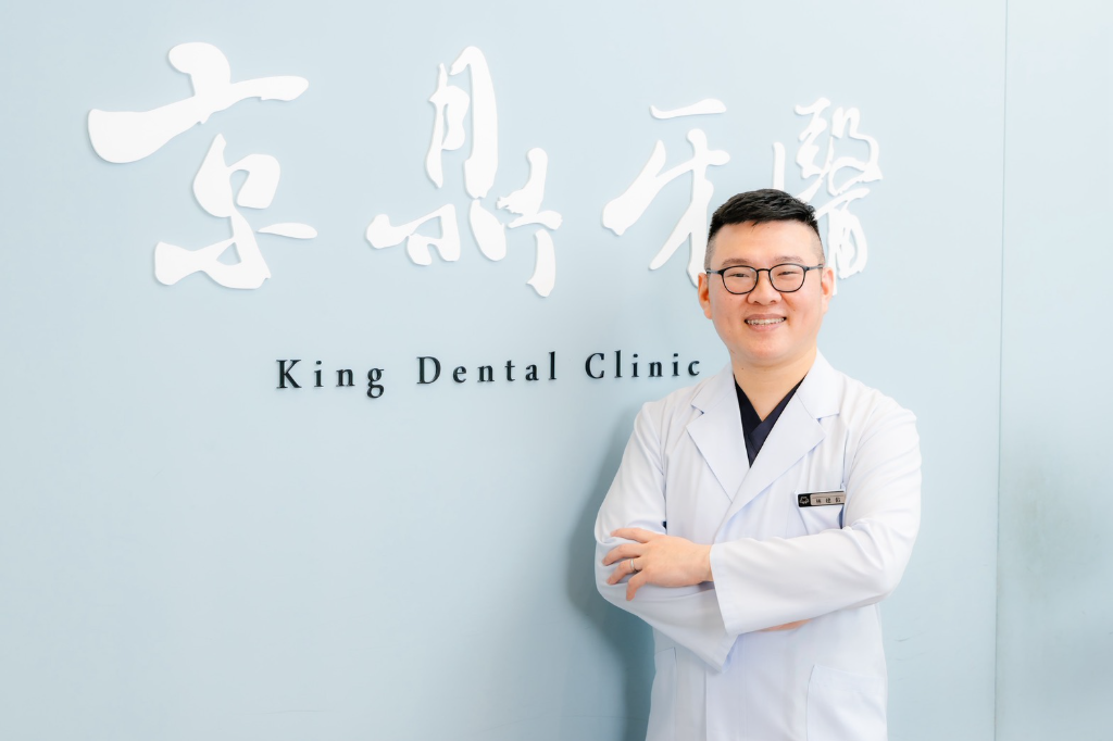 桃園牙醫化身黑傑克左右開攻！植牙DIY挑戰高難度引20萬人熱議