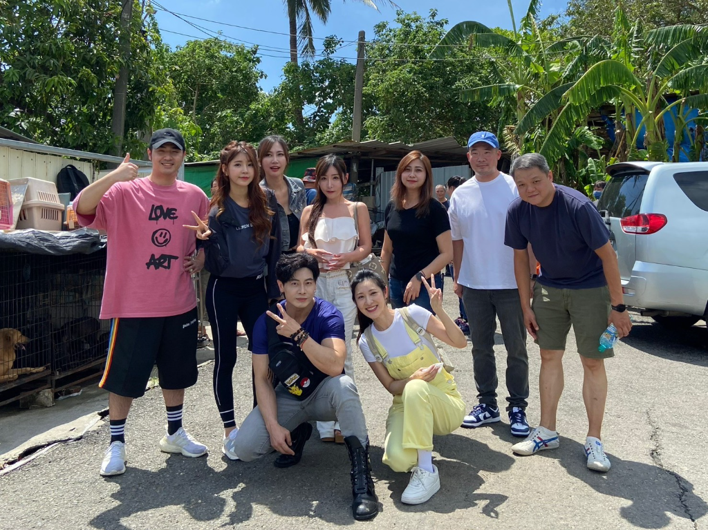 愛心灌爆台南狗園！「戲劇女神」韓雨潔、唐子元領軍藝人KOL送暖，預告回歸大銀幕：參演藤井樹新片