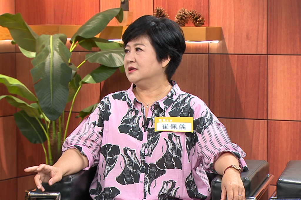 崔佩儀母親罹「腦溢血」險奪命！跌倒頭部受撞擊　半年才將頭骨蓋回