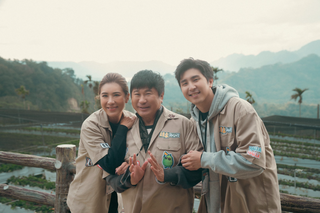 胡瓜一家三口首度旅行！小禎感動落淚：「把錯過的童年時光補回來」