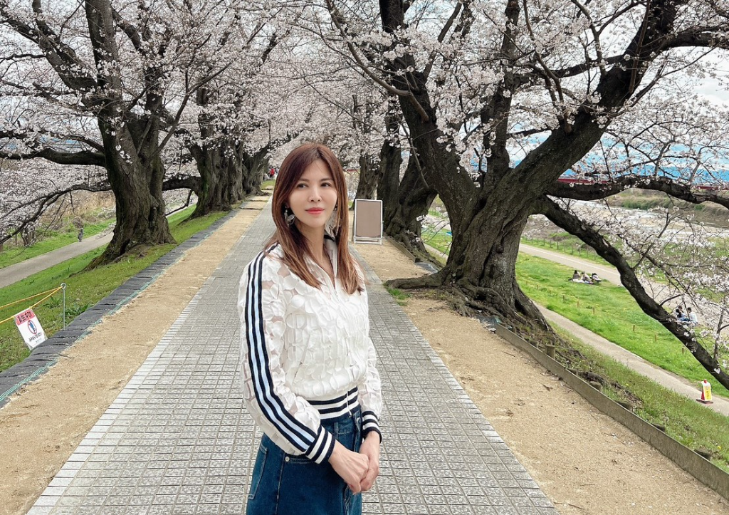 美魔女王百瑜睽違20年重返演藝圈　身為「包租婆」日本東京坐擁3房產