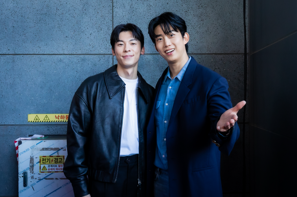 許光漢讚玉澤演「好帥」宛如相親　男神相約海雲台一起跑步