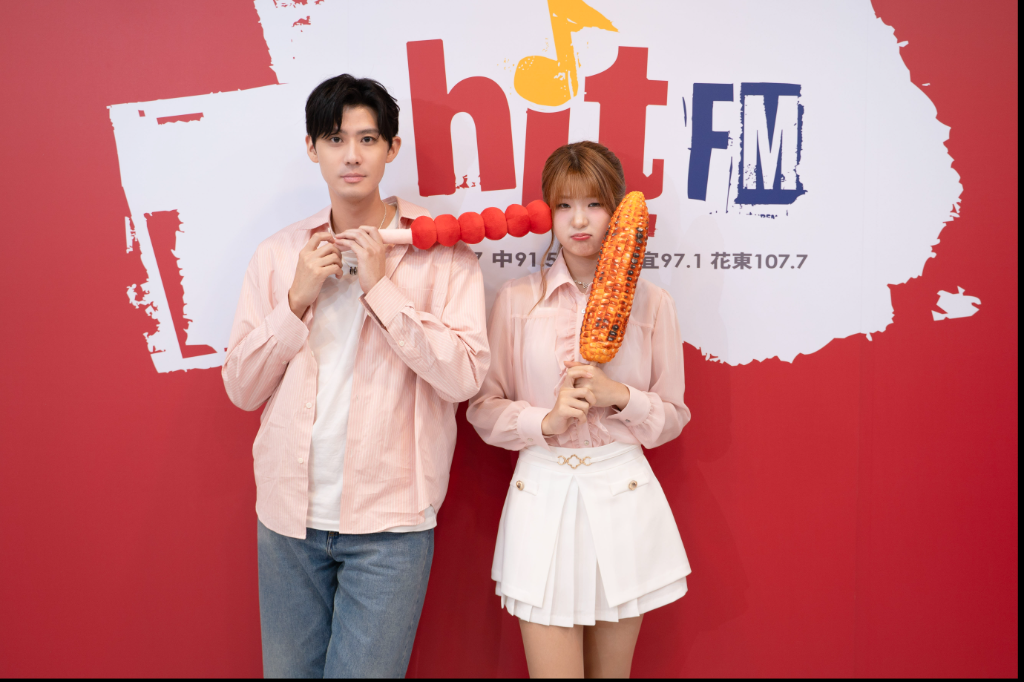 13歲麻辣糖葫蘆女孩爆紅　李玉璽盛讚：「正能量滿滿」自嘲老了