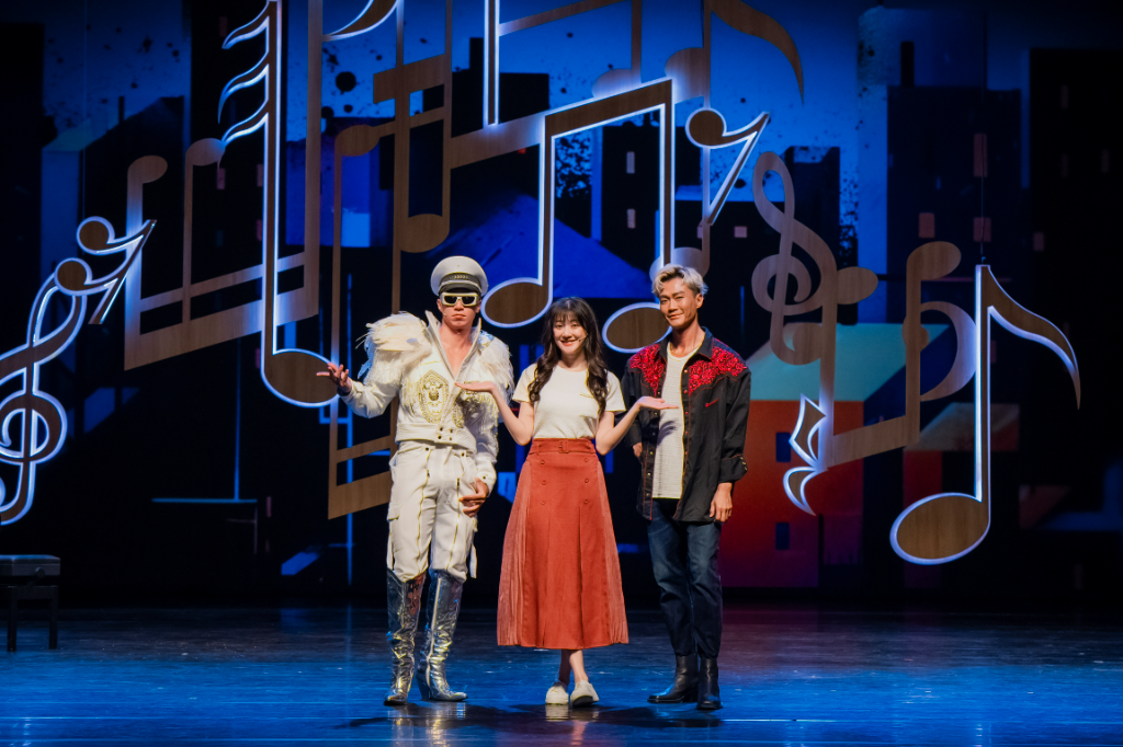 林逸欣婚禮成長影片破百萬爆紅　與林俊逸再度合作音樂劇吐心聲