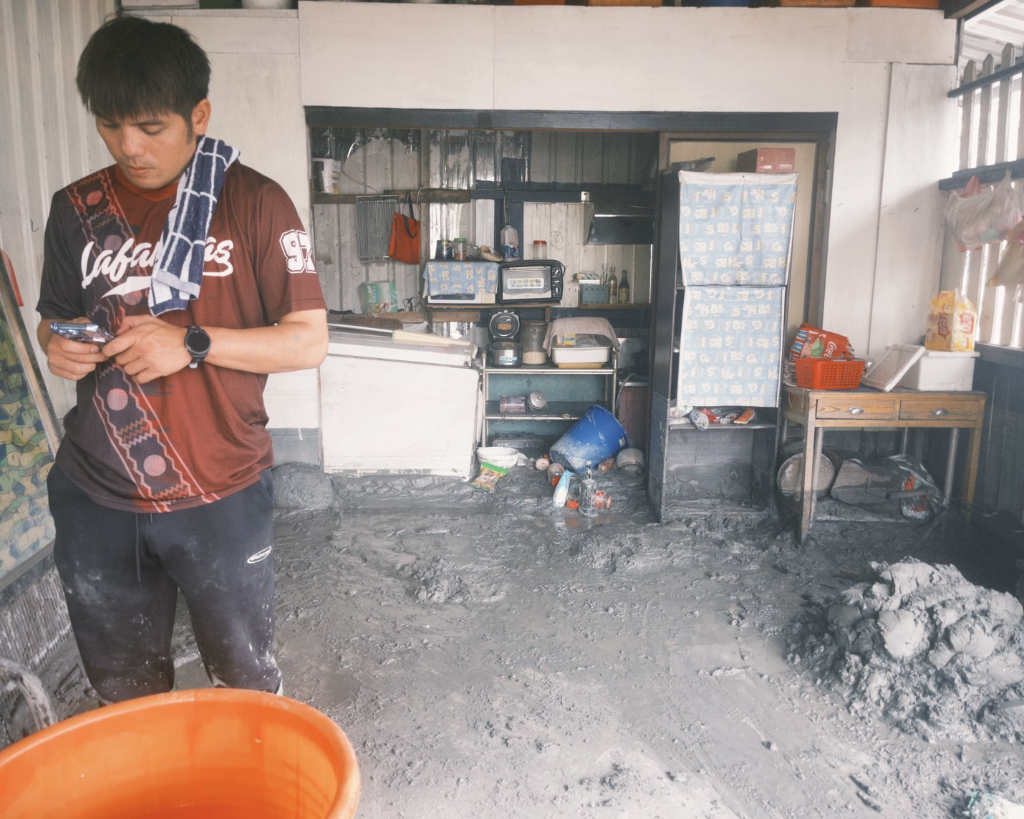 老家在馬太鞍部落！男星返鄉救災揭慘況：滿目瘡痍、家具全毀