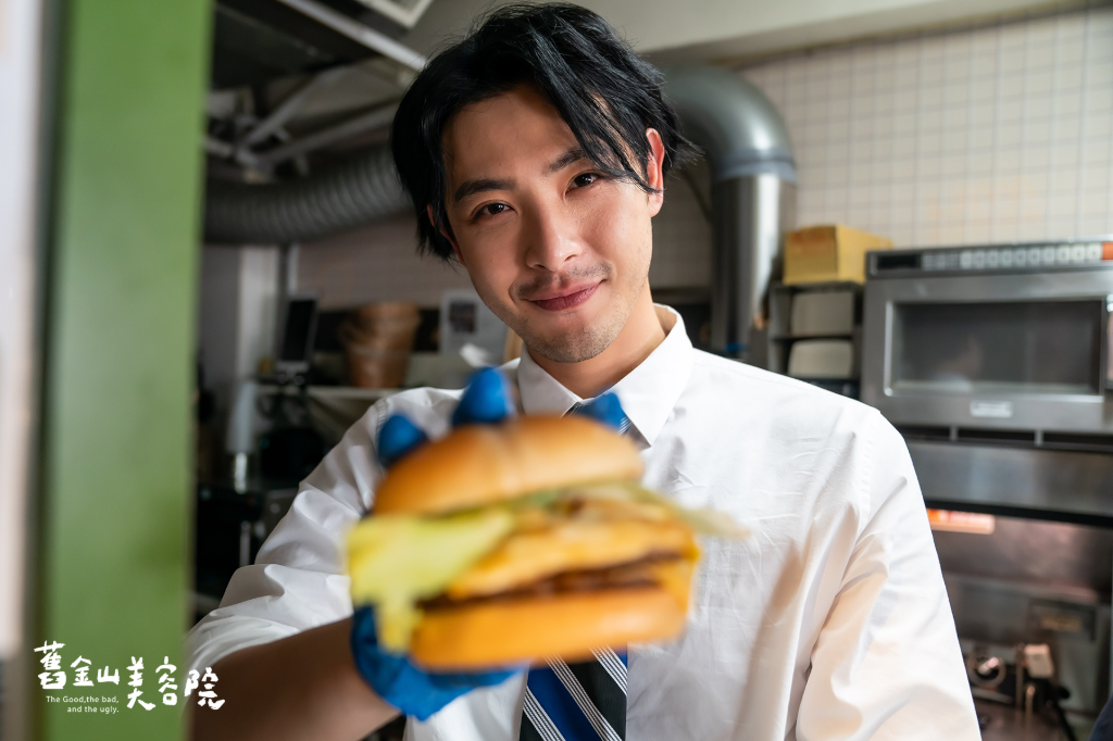 連晨翔自認香菜派　拜師學早餐勤練「香菜豬血糕蛋餅」