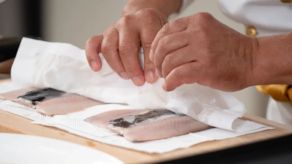 廚房紙巾價格、吸水性你在意哪點？網友最在意的特性TOP 5 打破你的使用迷思