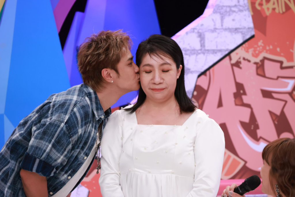 如花大改造披白紗深情告白！羅志祥親吻臉頰　她羞喊：「我今天就獻給你了」