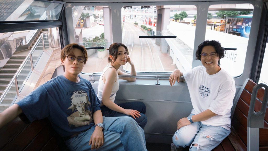 告五人快閃香港替新店開幕　復古叮叮車、大排檔、煲仔飯通通收清單