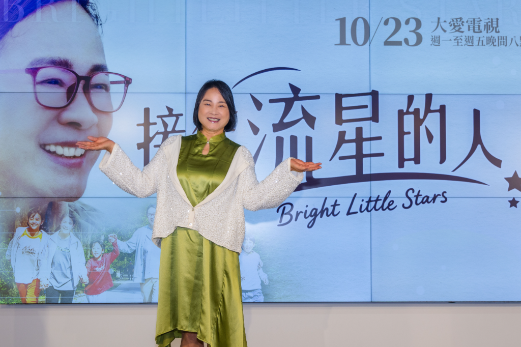 陸小芬新戲開課輔班！影后演戲也有挑戰：靠「手心小抄」記名字