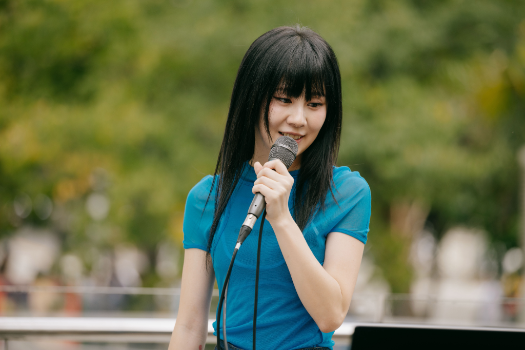 白安邀歌迷在「路邊野餐」！百位歌迷中只有兩位E人　笑稱：「大型I人聚會」