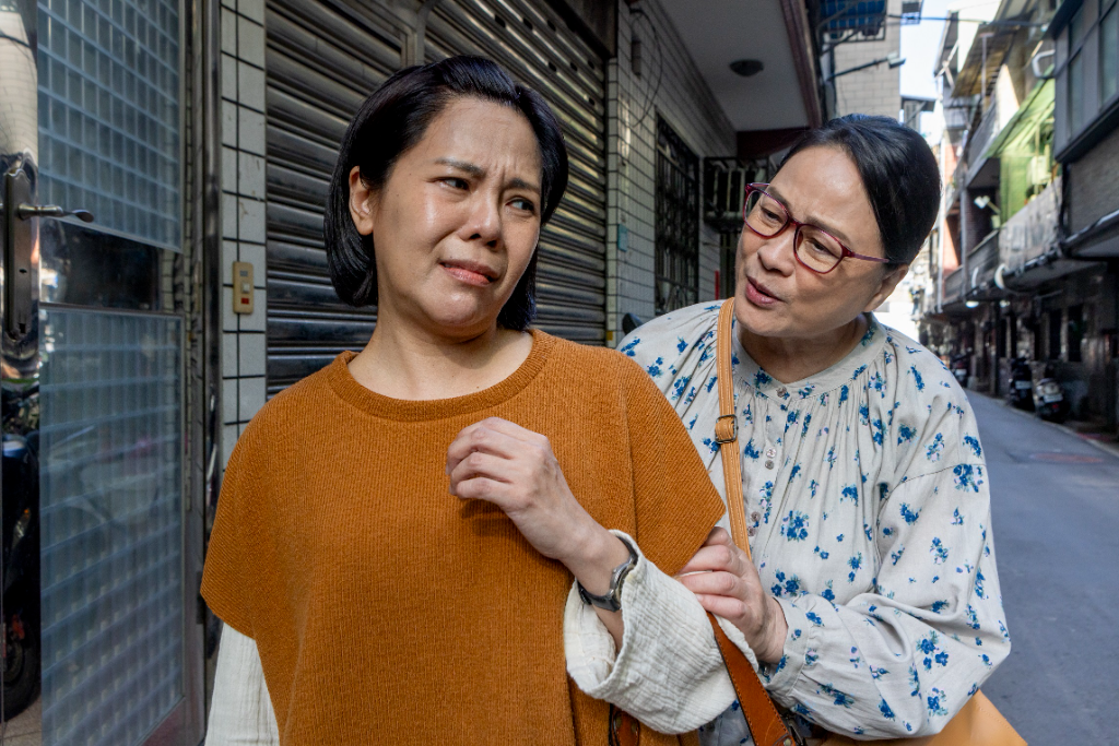 陸小芬看淡人生：「走過風雨後，能健康活著就是贏家」