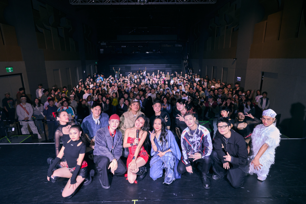 阿布絲化身紅娘！落日飛車高真驚喜現身粉絲瘋狂　笑稱「一半門票是為他來」