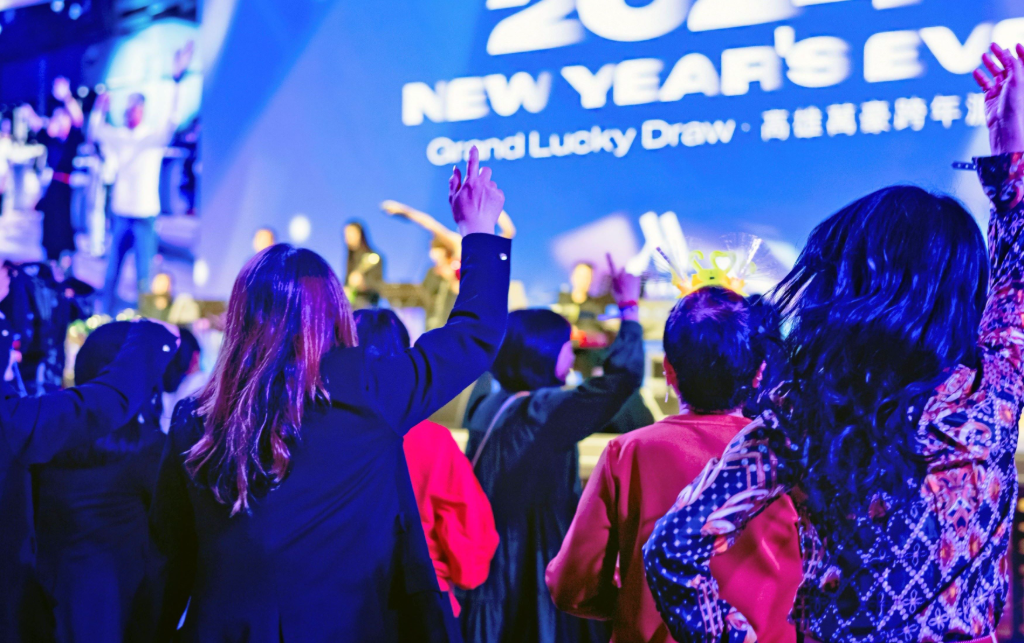 高雄萬豪酒店華麗跨年夜！頂級珍饈美饌、20萬元獎品等你抽、還有天后級LIVE舞台卡司