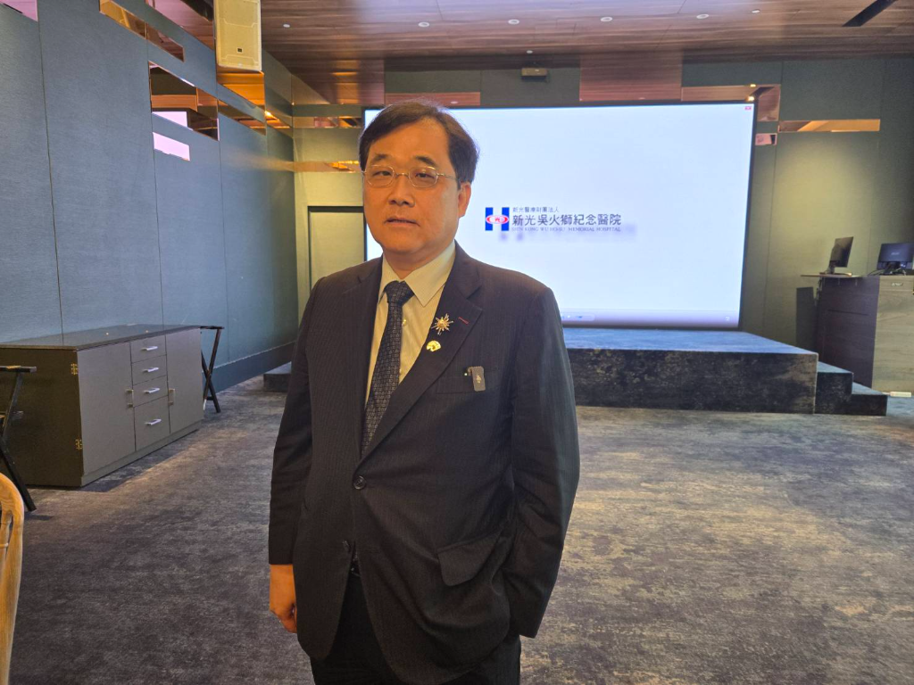 新光醫院砸1億宣布「加薪方案」！新進護理師起薪達6.5萬　離職率降至7％