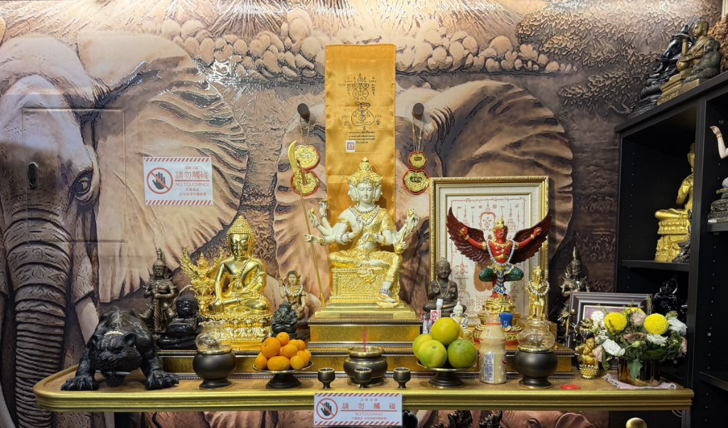 佛牌圈新顯學！佛牌研究者俊儀深耕十年成跨界信任代表