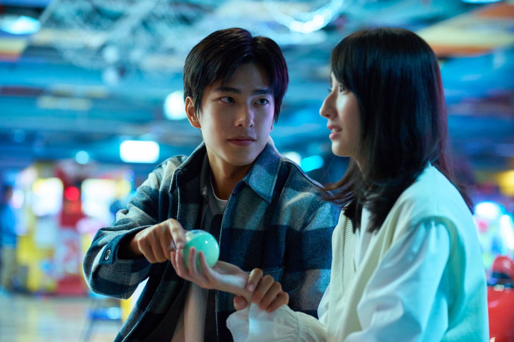 柯佳嬿加入《如果我不曾見過太陽》二部曲！曾敬驊認了「有心動」：喚起保護慾