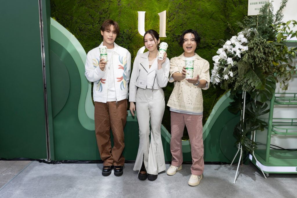 告五人自掏腰包加碼「再買100杯飲料」　向醫護人員致謝：許多人心中的英雄