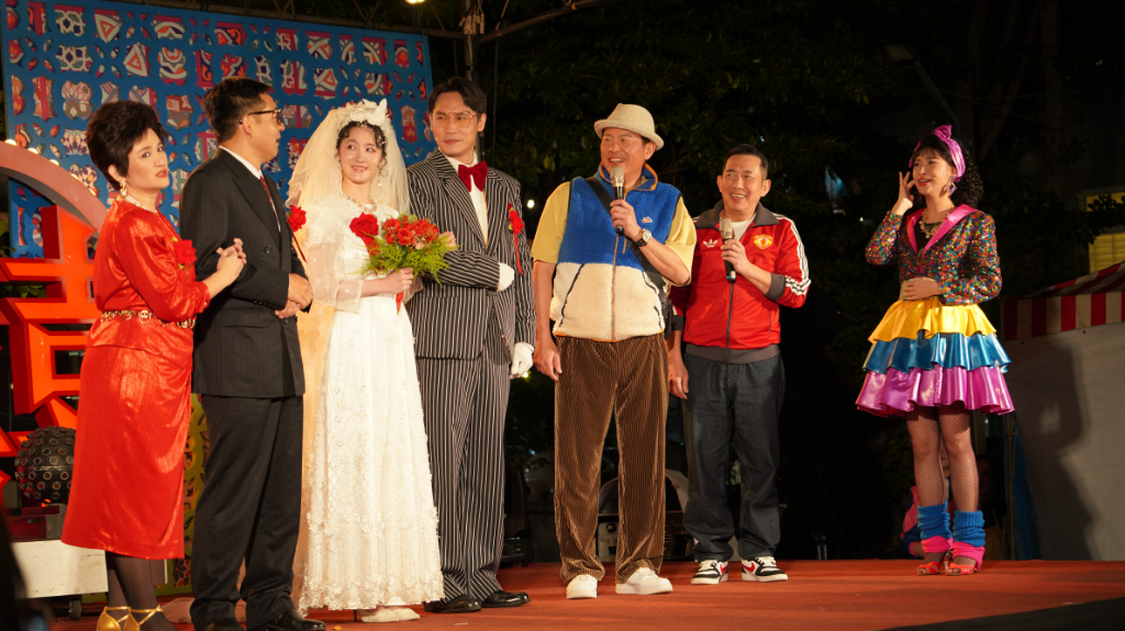 曾國城被拱上台嘴裡還咬饅頭　崩潰喊：這樣很不道德！