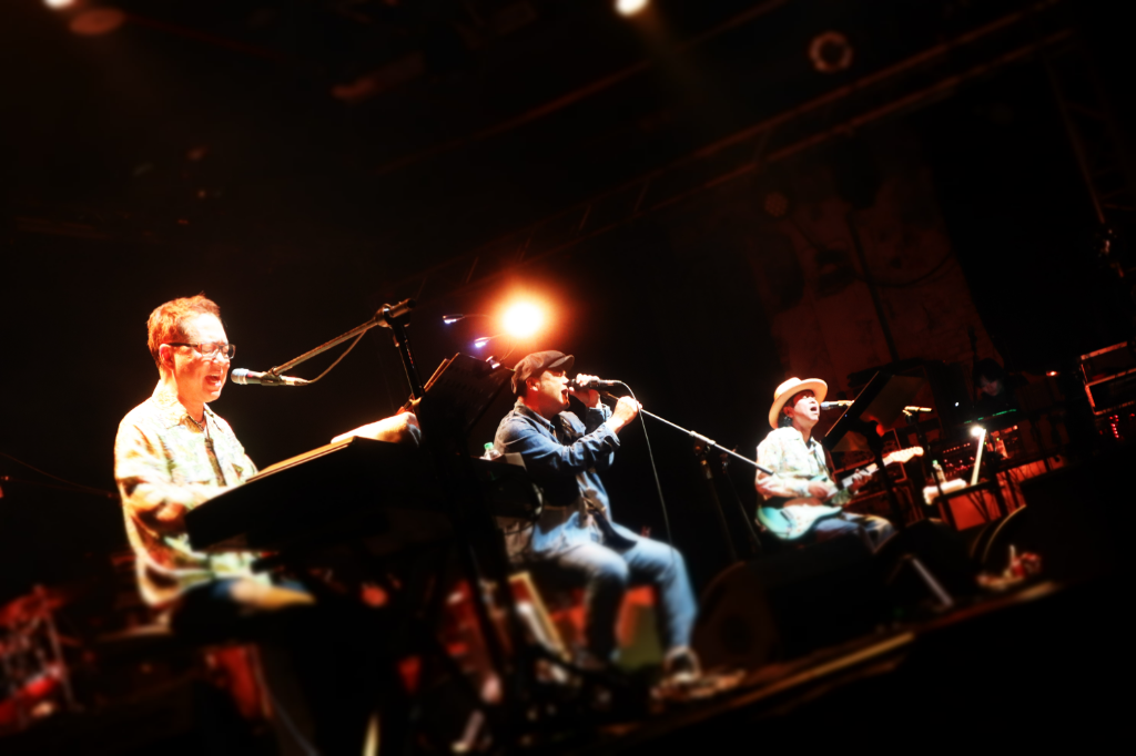 從石垣島到台灣竟要到沖繩轉機？日本老牌樂團BEGIN向石垣市長請願