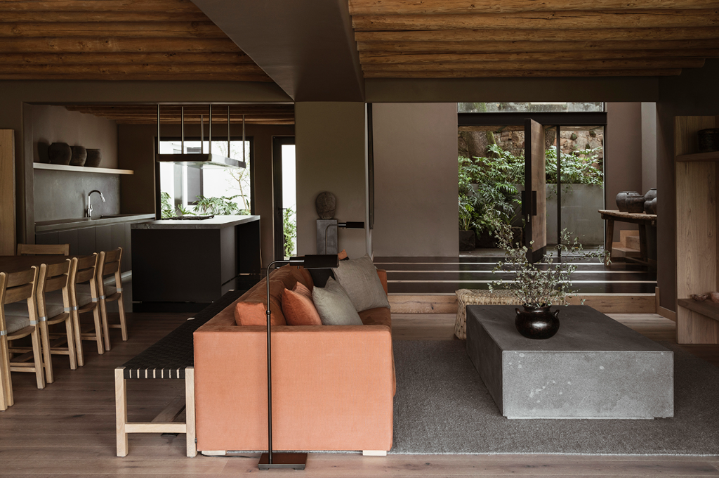 墨西哥假日別墅．由舊到新的反轉魅力 柔光留白勾勒內外串聯的風和日麗