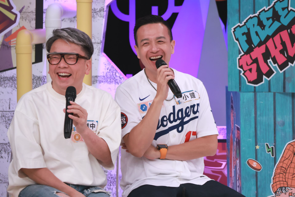 詹惟中新加坡直播現場被警察帶走　線上觀看人次瞬間破萬