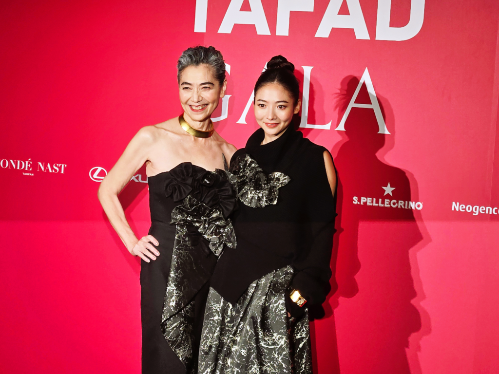 謝沛恩情定洋男友曝婚事進度　賴佩霞談女婿病逝：「每天哭哭笑笑」