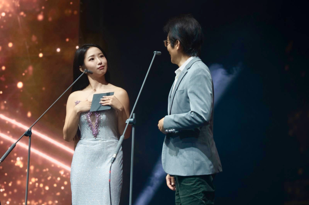 被春風點名適合廟會風！郭書瑤鬆口想挑戰台語饒舌　新加坡行解鎖新技能