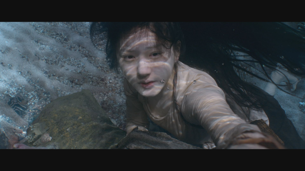 怕水卻當海女！趙露思克服深海恐懼　為《珠簾玉幕》泡水4天