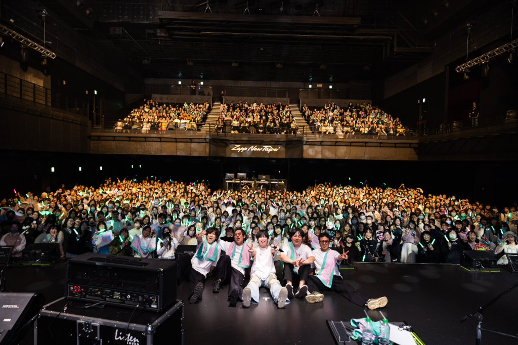 《排球少年》、《刀劍亂舞》聲優齊藤壯馬來台開唱　全新造型自嘲：化妝師想衝上台擦汗