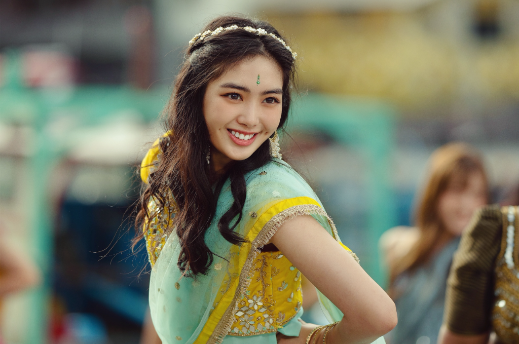 基隆正濱漁港65人開跳「寶萊塢舞蹈」畫面流出　雷嘉汭突變身「千手觀音」美翻