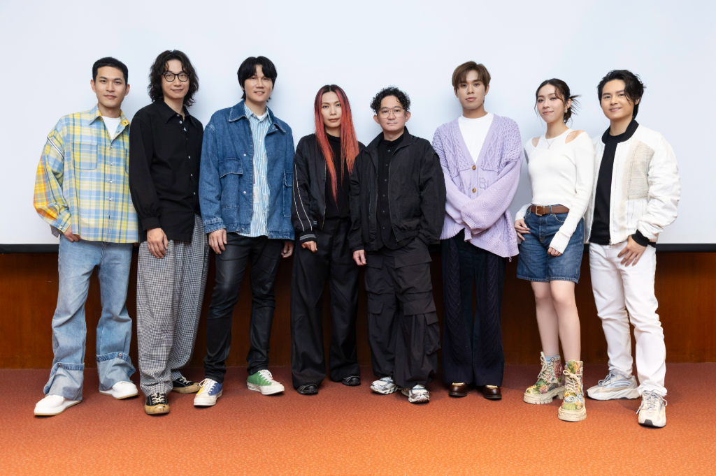 「護理師之子」小玉感性告白！宇宙人、告五人現身彰基　用歌聲致敬第一線白衣天使