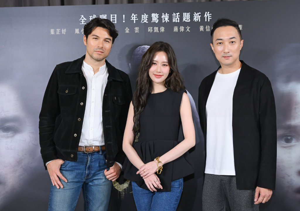 拍驚悚片求心安！葉芷妤來台拍片帶「避邪法寶」　鳳小岳誇：她天生會發光